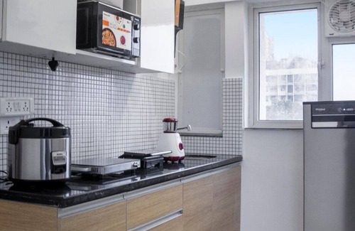 Malad East Apartamento | Exquisite Place for Families - 2 BHK upto 5 guest