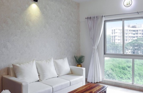 Malad East Apartamento | Exquisite Place for Families - 2 BHK upto 5 guest