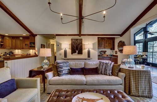 Cashiers Casa | Exquisite Stone Cottage 1/2 mile from Crossroads with View of LIttle Sheepcliff