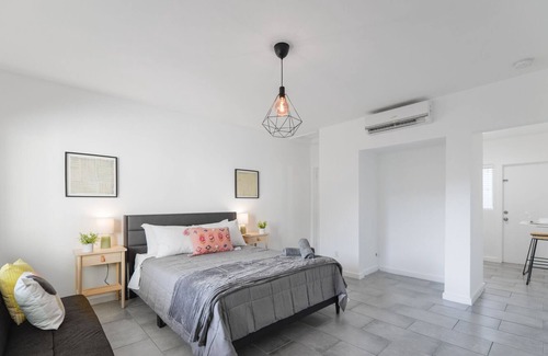 Northeast Miami Condominio | Exquisite Studio 15 min from the beach