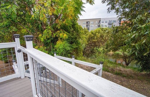 King William Casa | Exquisite Studio Guesthouse Near Downtown's Core!