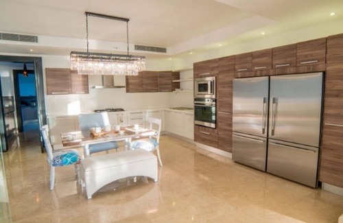 Casa de Campo Villa | Exquisite Villa overlooking the Dye Fore Golf Course