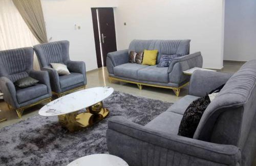 Maitama Apartamento | Exquisitely finished 2BR Apt!