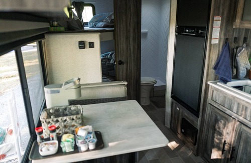 Menlo Casa | Private Cliffside Campsite w/Amazing Views - Cloudland Canyon Park - Pristine 2020 Wildwood Camper