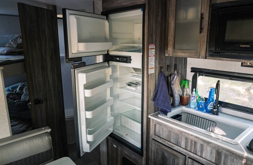 Menlo Casa | Private Cliffside Campsite w/Amazing Views - Cloudland Canyon Park - Pristine 2020 Wildwood Camper