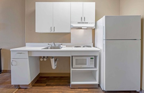 Plymouth Meeting Hotel | Extended Stay America Suites Philadelphia Plymouth Meeting E