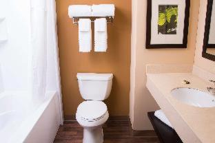 Survey Creek Hotel | Extended Stay America Suites - Fort Lauderdale - Cypress Creek - NW 6th Way