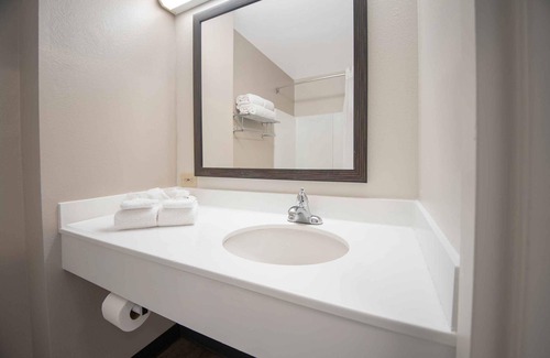 Survey Creek Hotel | Extended Stay America Suites Ft Lauderdale Cyp Crk NW 6th Wy