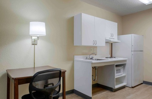 Lubbock Hotel | Extended Stay America Suites Lubbock Southwest