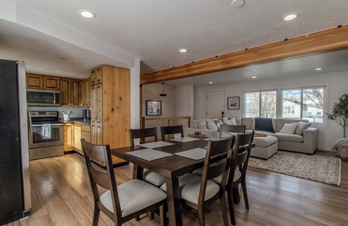 Lehi Casa | Extended Stay Comfort at Lehi Coop! Pets Welcome!