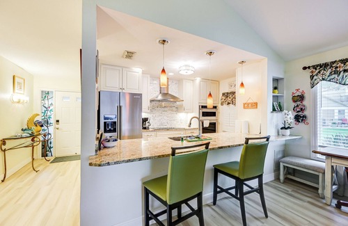 Fountain Lakes Casa | Extended Stay in Estero: Townhome w/Lake Views!