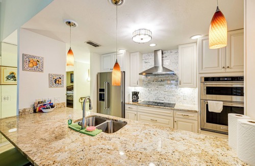 Fountain Lakes Casa | Extended Stay in Estero: Townhome w/Lake Views!