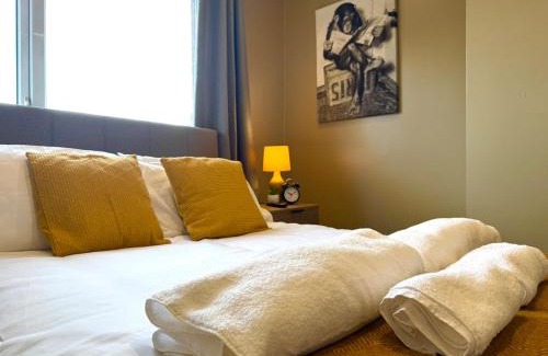 Doncaster Casa | Extended Stay Welcome - Sleeps 5 - Free Parking