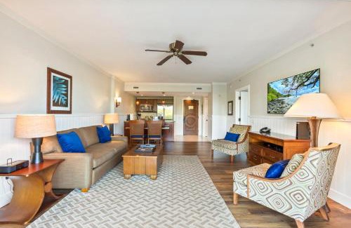 Honokowai Apartamento | Extra large 1BR LUXURY resort condo with MASSIVE outdoor space & balcony