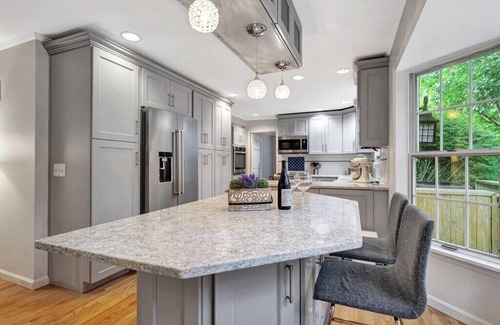 Champaign Casa | Extra Large Home w/ Chefs Kitchen Near UofI