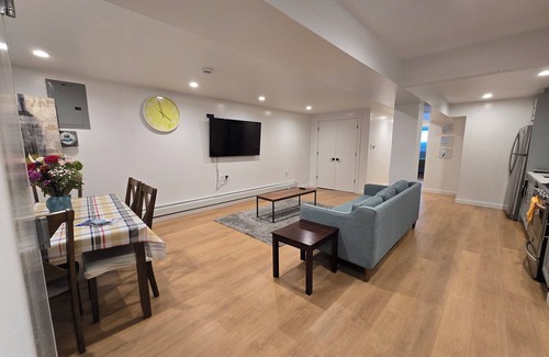 Bay Ridge Apartamento | Extra LG Double Room, 2 BEDS APT, Steps 2 Metro station, 40 minutes to Times SQ