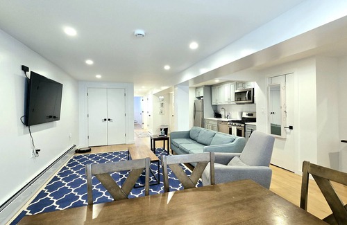 Bay Ridge Apartamento | Extra LG Double Room, 2 BEDS APT, Steps 2 Metro station, 40 minutes to Times SQ