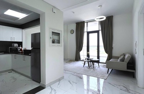 Dubai Apartamento | Extra Spacious 1BHK | Great Location | MAJAN