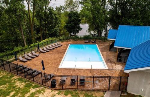 Grandville Apartamento | Extravagant 3 Level Penthouse at The Grand Castle