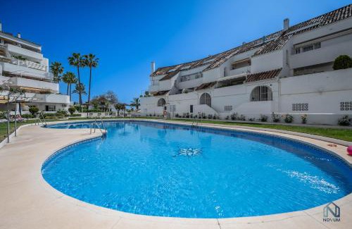 Nueva Andalucia Apartamento | Extravagant Newly Renovated Penthouse with Sea Views