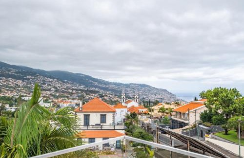 Santo Antonio Apartamento | Eyes in the Sky
