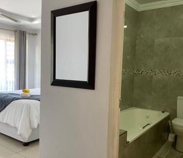 Pinetown Casa | EYEZULU Guesthouse
