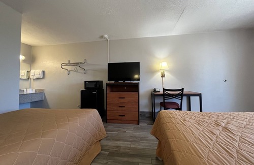 College Station Hotel | EZ Travel Inn
