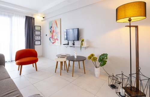 Marmaris City Center Condominio | Ezgi's Suite met Terras in Het Hart van Marmaris