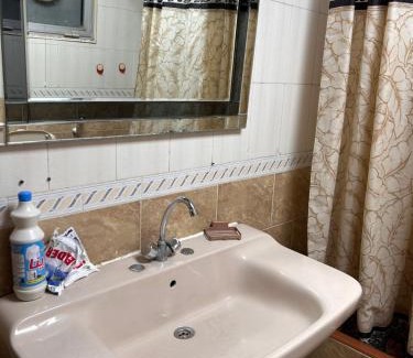 Nasr City Apartamento | Ezzat Salama Abbas Al Akkad Hotel