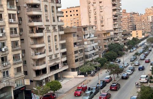 Nasr City Apartamento | Ezzat Salama Abbas Al Akkad Hotel