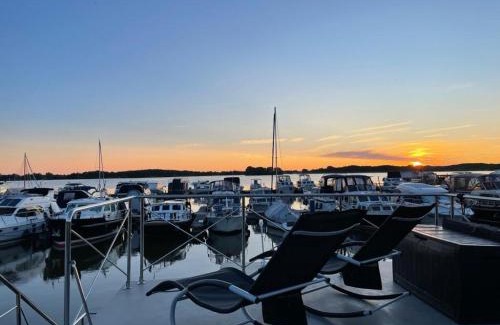 Muritz Alquiler De Eote | Führerscheinfreies mobiles Hausboot