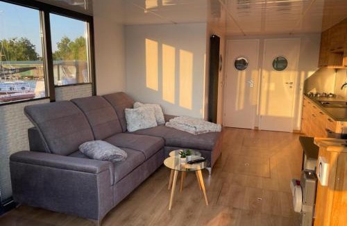 Muritz Alquiler De Eote | Führerscheinfreies mobiles Hausboot
