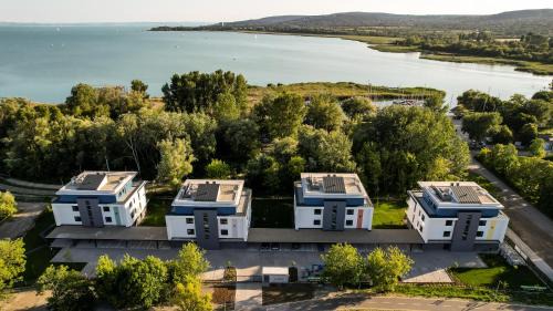 Balatonfuzfo Apartamento | Fűzliget2- Skiff