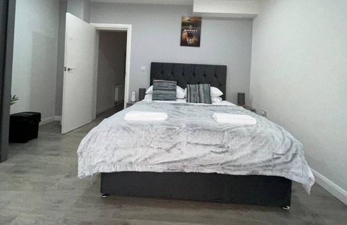 Redbridge Apartamento | Apartamento-Baño Privado-Vista al Jardín-F3- 690 Cranbrook