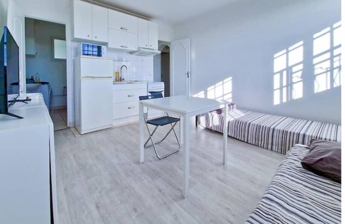Trappes Apartamento | F 2.b.1 Avec 4 Lits Part