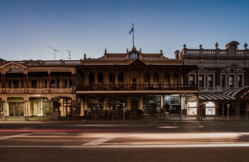 Golden Point Casa | F-GOL002 · Luxury & Heritage: Federation house close to CBD