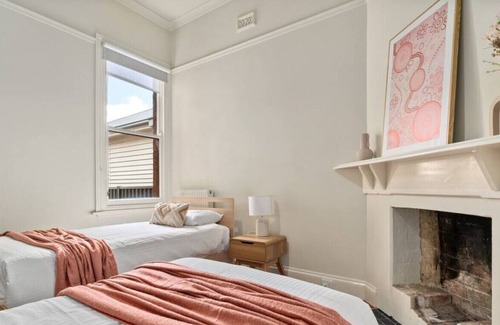 Golden Point Casa | F-GOL002 · Luxury & Heritage: Federation house close to CBD