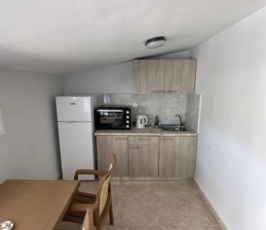 Neoi Epivates Apartamento | F & R Villa Room No 5