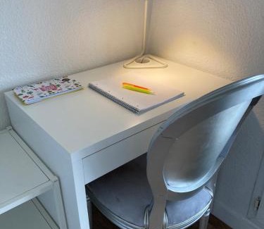 Sablon - Trudaine Apartamento | F1 avec vue dégagée, 6 m2 terrasse, Wi-Fi