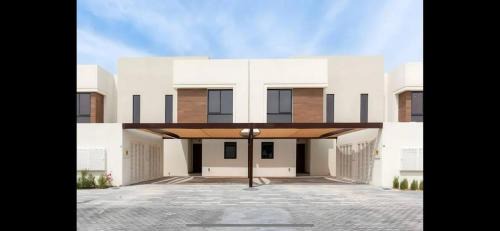 Abu Dhabi Casa | F1 Dream 4br Villa! - Yas Island