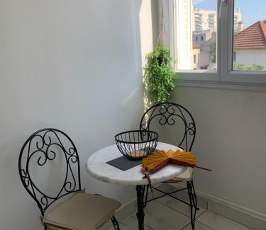 Gennevilliers Apartamento | F1 Gennevilliers Séjour Pro et Détente