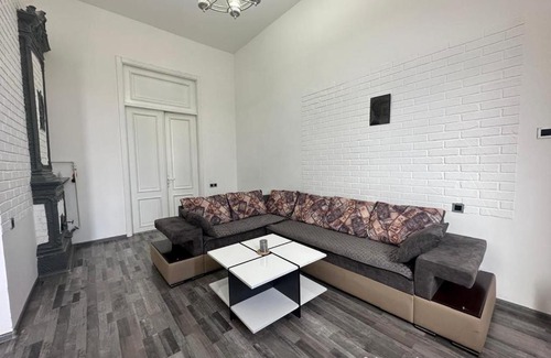 Shahbuz Apartamento | F1 Hard Rock Apartments