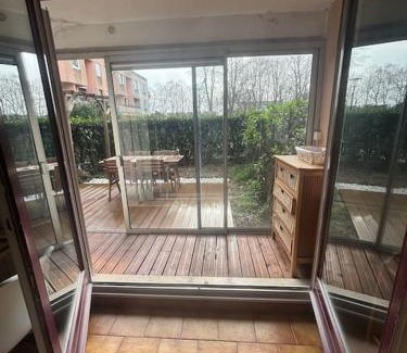 Guyancourt Apartamento | F2 avec Terrasse, Parking gratuit