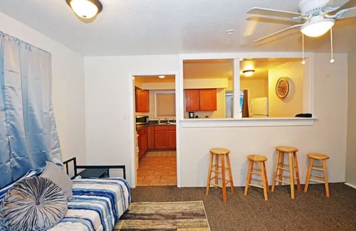 Carlsbad Casa | (F2) Enchanted Getaway ☀ Near River & Caverns❣