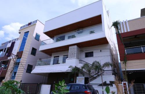 Tirupati Casa | F2 Home Stay