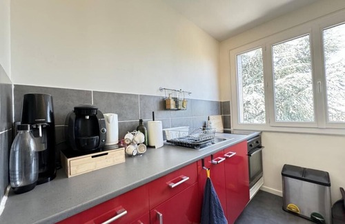 Orcines Apartamento | F2 near Cézeaux, fully equipped with parking
