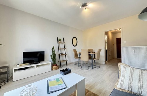 Orcines Apartamento | F2 near Cézeaux, fully equipped with parking