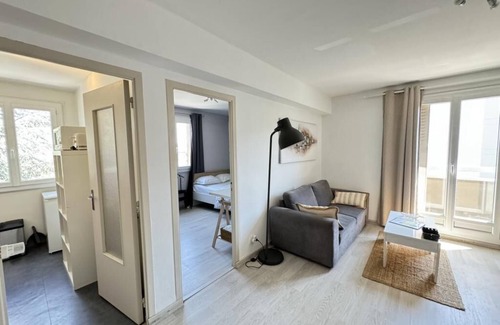 Orcines Apartamento | F2 near Cézeaux, fully equipped with parking