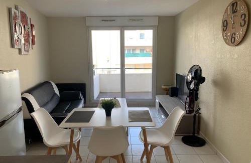 Talange Apartamento | F2 rénové lumineux dans résidence avec balcon et parking