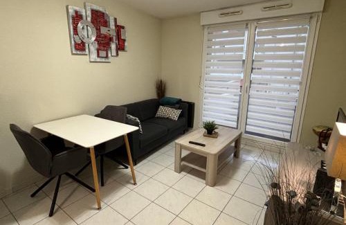 Talange Apartamento | F2 rénové lumineux dans résidence avec balcon et parking